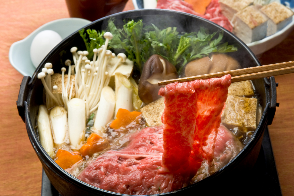
                  
                    北海道美瑛町　びえい和牛　すき焼きセット　【180g×3パック】
                  
                